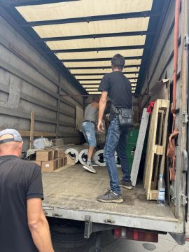 Мордовия прислала в Каланчак новые материалы для капремонта спортзала