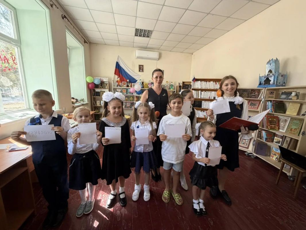 «Первоклассный старт в Стране Знаний» — праздник, полный улыбок и открытий в Скадовской библиотеке! «Первоклассный старт в Стране Знаний» — праздник, полный улыбок и открытий в Скадовской библиотеке!
