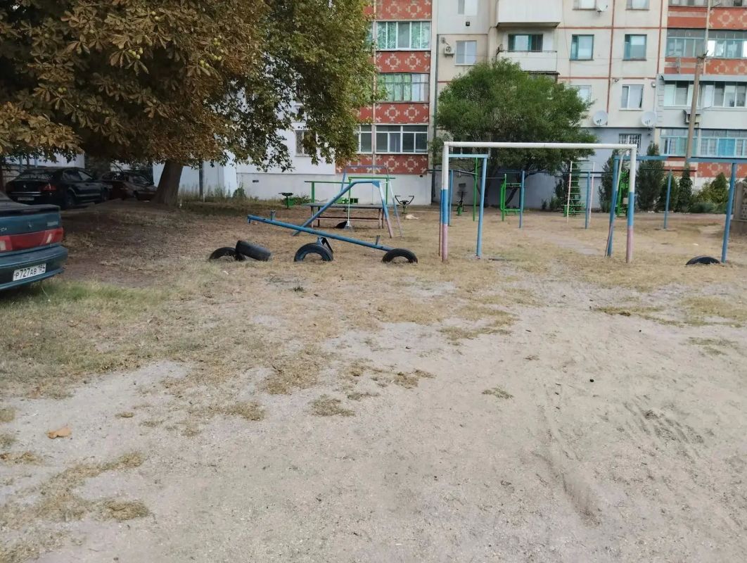 В Скадовске продолжаются плановые работы по благоустройству В Скадовске продолжаются плановые работы по благоустройству
