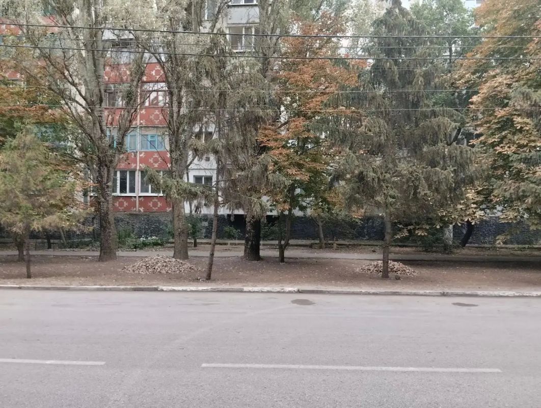 В Скадовске продолжаются плановые работы по благоустройству В Скадовске продолжаются плановые работы по благоустройству