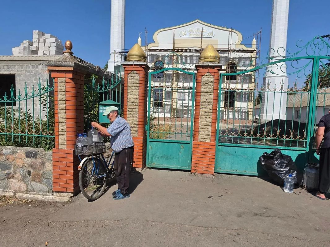 2 сентября с рабочей поездкой посетила пгт Новоалексеевка 2 сентября с рабочей поездкой посетила пгт Новоалексеевка