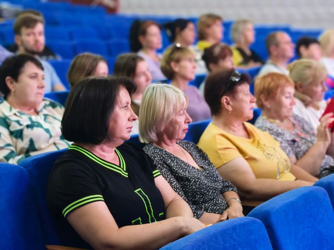 Рабочая встреча в Каланчакском округе: приоритеты развития культуры Рабочая встреча в Каланчакском округе: приоритеты развития культуры