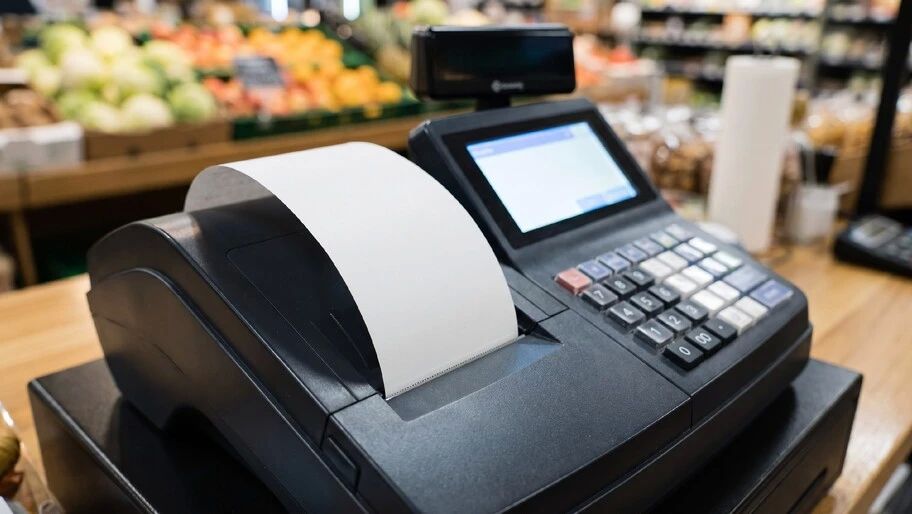 ФНС: продавцы обязаны выдавать чеки даже при перебоях с электроснабжением