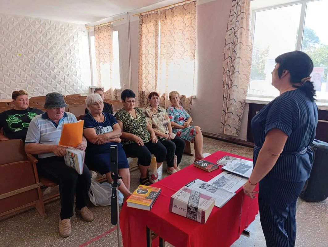 Час памяти «Сентябрь сорок пятого» в селе Азовское Час памяти «Сентябрь сорок пятого» в селе Азовское
