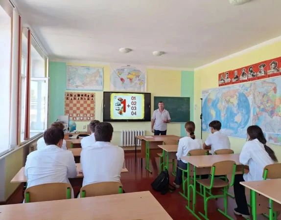 В Приморской школе прошёл масштабный День безопасности! В Приморской школе прошёл масштабный День безопасности!