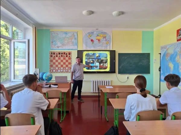В Приморской школе прошёл масштабный День безопасности! В Приморской школе прошёл масштабный День безопасности!