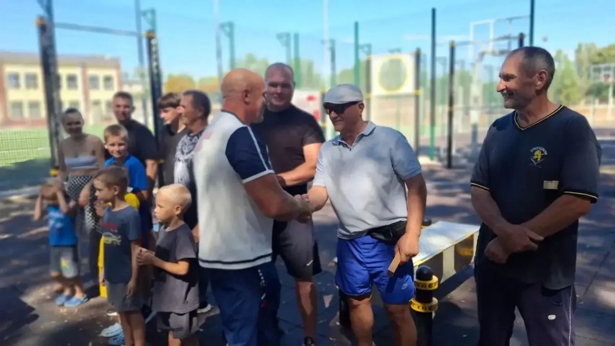 В Скадовске устроили праздник спорта для всей семьи В Скадовске устроили праздник спорта для всей семьи