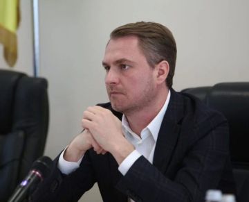 То ли заховался, то ли закопали