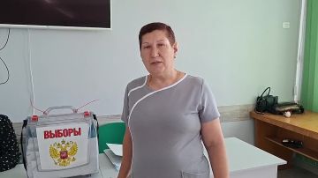 «Голосую за будущее своих детей»: жители региона участвуют в досрочном голсовании