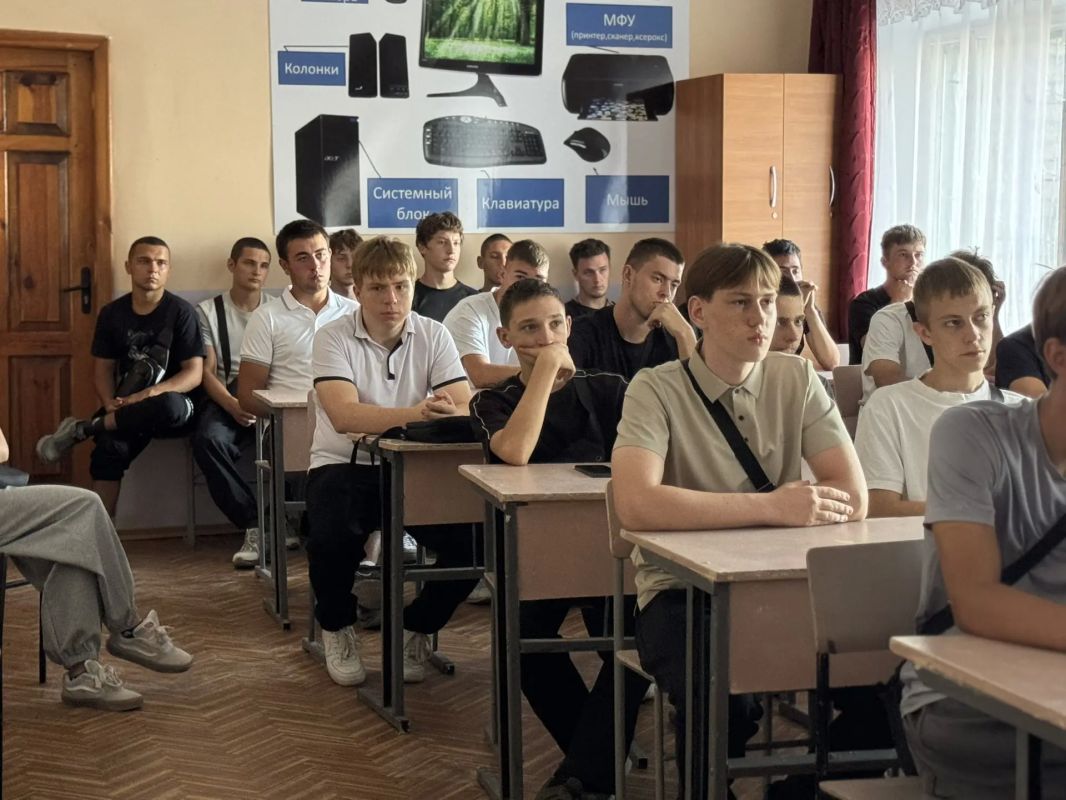 Генический строительный колледж присоединился к Всероссийской акции «Сердце — Защитнику»! Генический строительный колледж присоединился к Всероссийской акции «Сердце — Защитнику»!