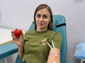 Офицеры Следственного комитета России по Херсонской области приняли участие в сдаче донорской крови