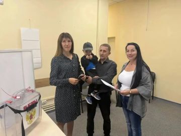Новокаховчане выбирают Россию вопреки страху перед преступлениями ВСУ