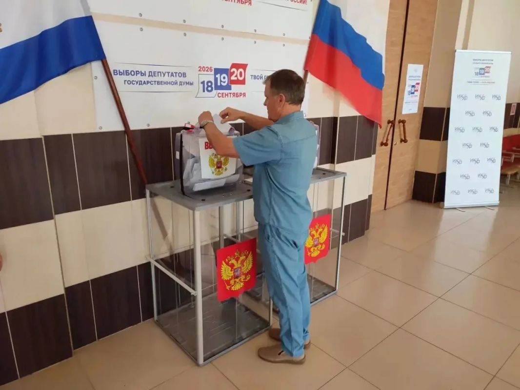 Даже в сложной обстановке жители Херсонщины понимают, насколько важно самим определить будущее региона и страны, заявил Владимир Сальдо Даже в сложной обстановке жители Херсонщины понимают, насколько важно самим определить будущее региона и страны, заявил Владимир Сальдо