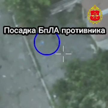 В ходе воздушной разведки наши бойцы обнаружили пункт управления тяжелыми беспилотниками ВСУ в подвале одной из многоэтажек в Дружковке