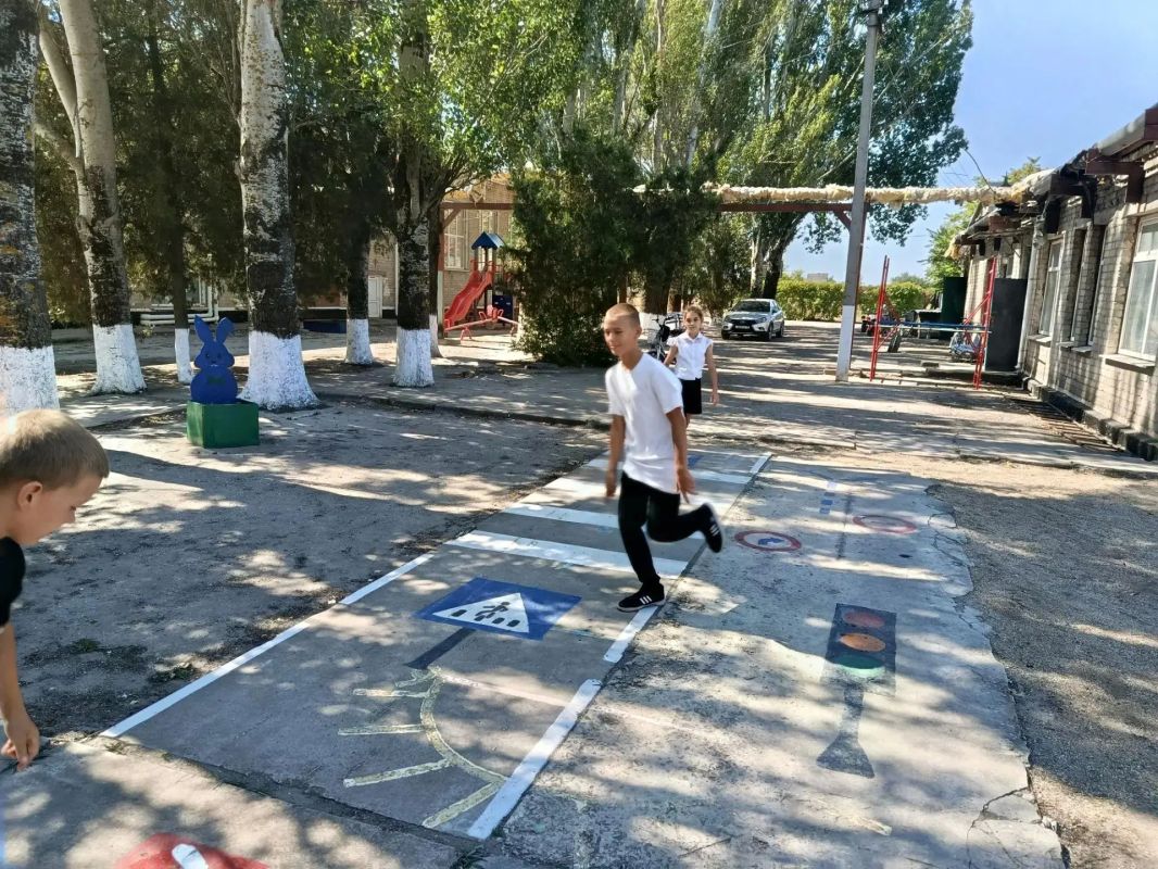 Вместо скучных правил — квест! Акция «Мы за безопасность!» в Скадовском округе Вместо скучных правил — квест! Акция «Мы за безопасность!» в Скадовском округе
