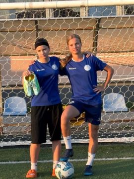 Две юные футболистки из Херсонской области стали воспитанницами Академии футбола Крыма