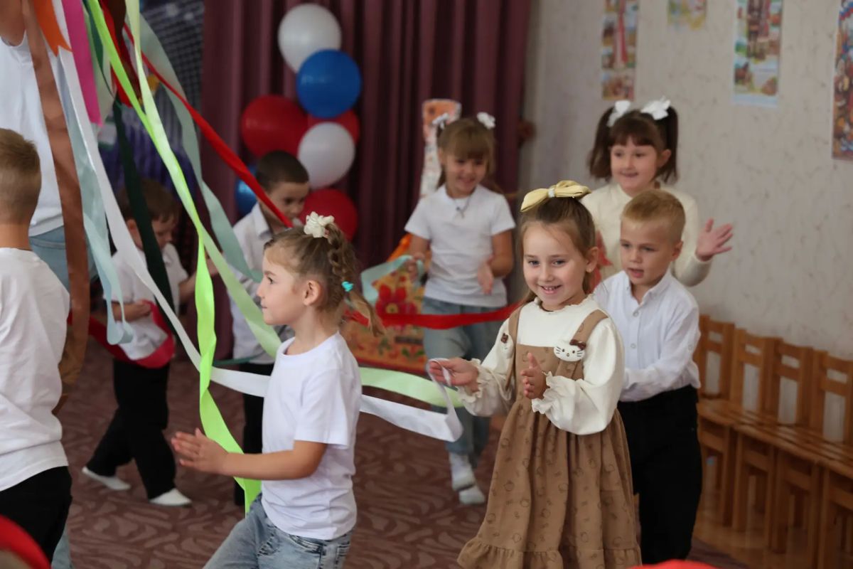 День языков народов России – праздник, объединяющий сердца! День языков народов России – праздник, объединяющий сердца!
