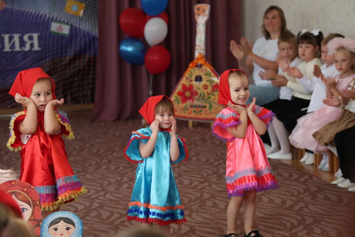 День языков народов России – праздник, объединяющий сердца! День языков народов России – праздник, объединяющий сердца!