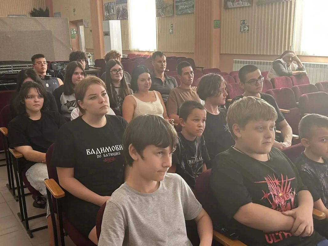 Бородино: урок мужества для юного поколения Бородино: урок мужества для юного поколения
