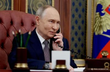Путин и Трамп провели телефонный разговор, сообщил Ушаков