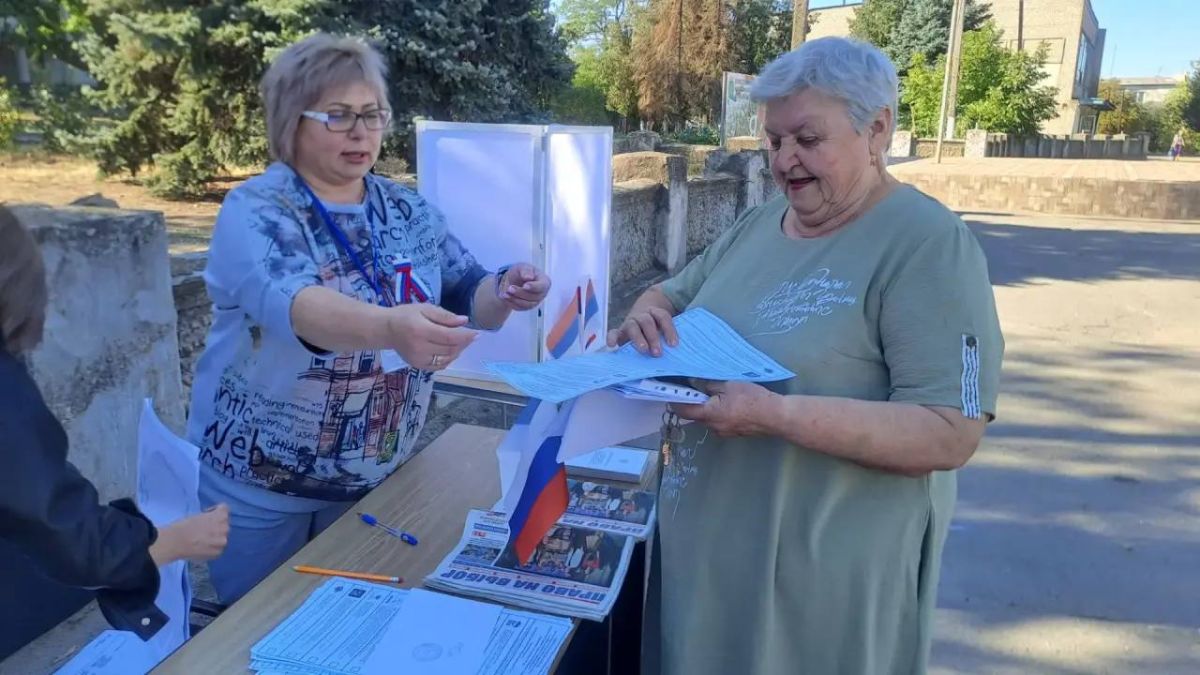 Стартовал второй этап досрочного голосования Стартовал второй этап досрочного голосования