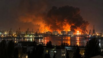Порты, топливные резервуары и логистика: Минобороны РФ сообщило о ночных ударах по объектам на Украине