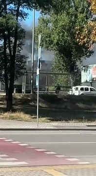 В Киеве горит заправка — дрон