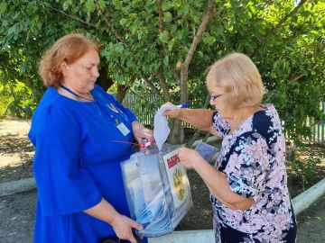 В Херсонской области продолжается досрочное голосование