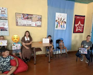 В Костогрызовском сельском клубе состоялся круглый стол «Алкоголь — враг народа», приуроченный к Всероссийскому дню трезвости