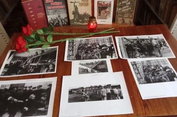 В Горностаевском округе прошла мемориальная акция «Зажги свечу памяти»