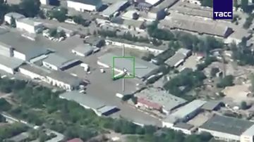 Расчеты БПЛА "Герань" поразили логистические центры в районе Николаева