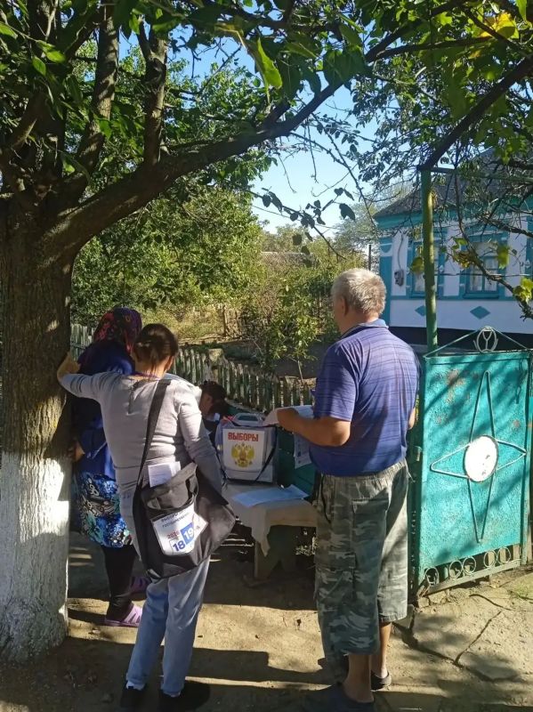 В Новосемёновском территориальном отделе завершился второй день досрочного голосования за кандидатов в депутаты Государственной Думы В Новосемёновском территориальном отделе завершился второй день досрочного голосования за кандидатов в депутаты Государственной Думы