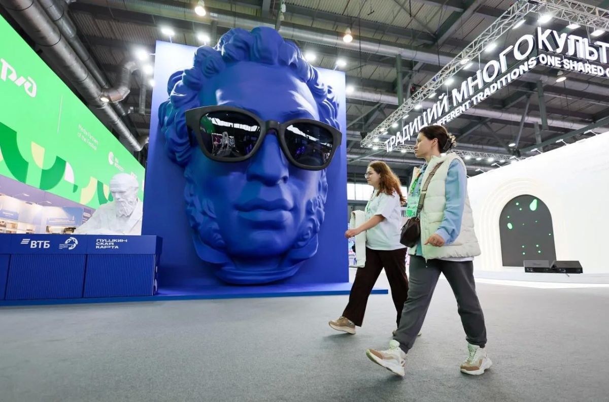 Наши ребята из Херсонской области – среди участников грандиозного Международного фестиваля молодёжи Наши ребята из Херсонской области – среди участников грандиозного Международного фестиваля молодёжи