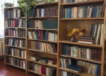«Книжная полка сентября» в Горностаевском муниципальном округе
