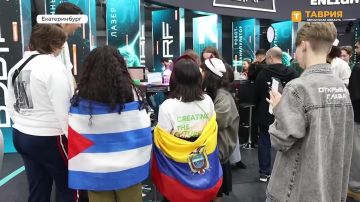 Делегация Херсонщины во главе с министром молодежной политики посетила Международный фестиваль молодежи в Екатеринбурге