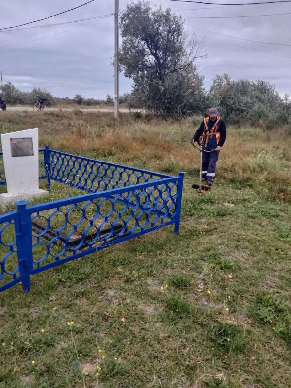 Геническ и населенные пункты становятся чище благодаря “Азовкоммунсервис”! Геническ и населенные пункты становятся чище благодаря “Азовкоммунсервис”!