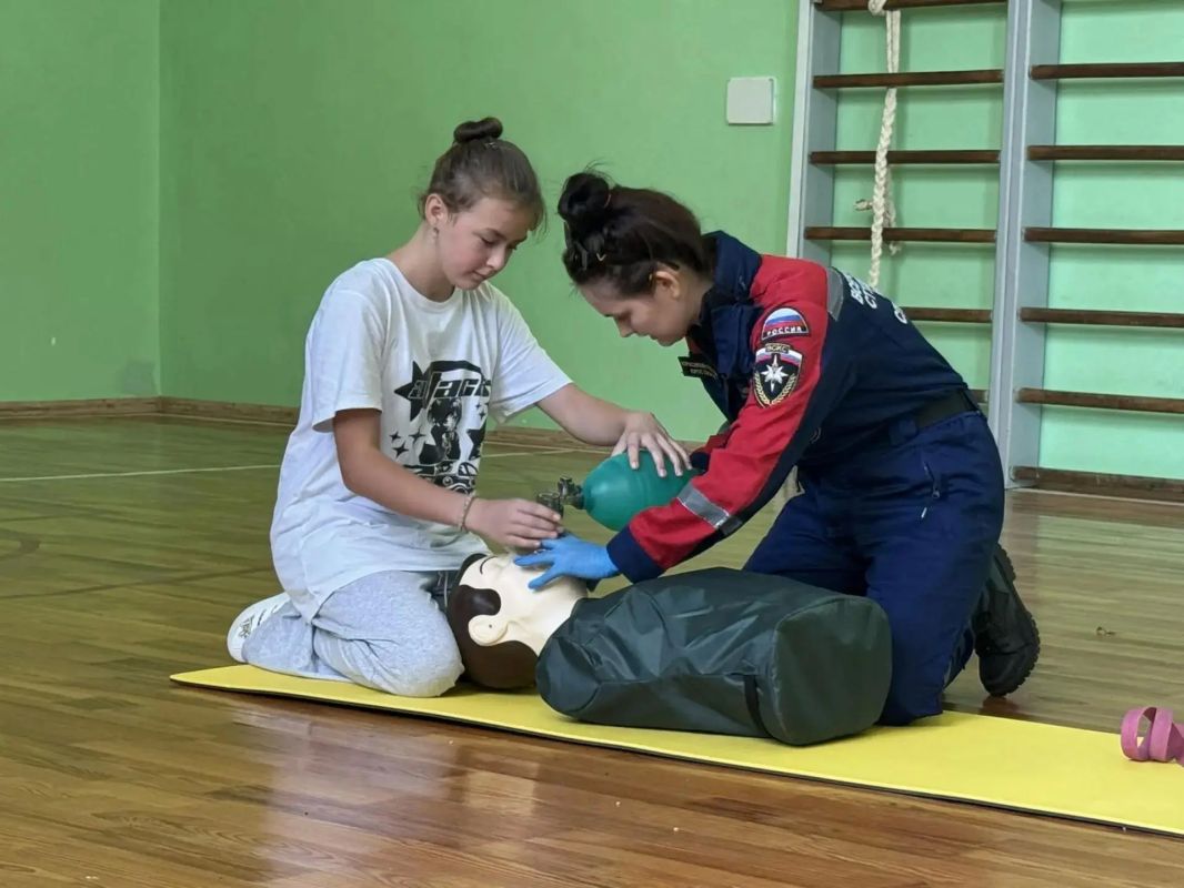 Первая помощь: школьники осваивают важные навыки Первая помощь: школьники осваивают важные навыки