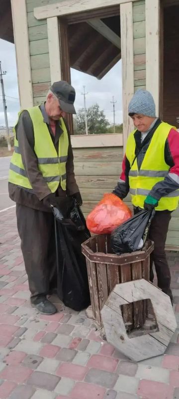 Геническ и населенные пункты становятся чище благодаря “Азовкоммунсервис”! Геническ и населенные пункты становятся чище благодаря “Азовкоммунсервис”!