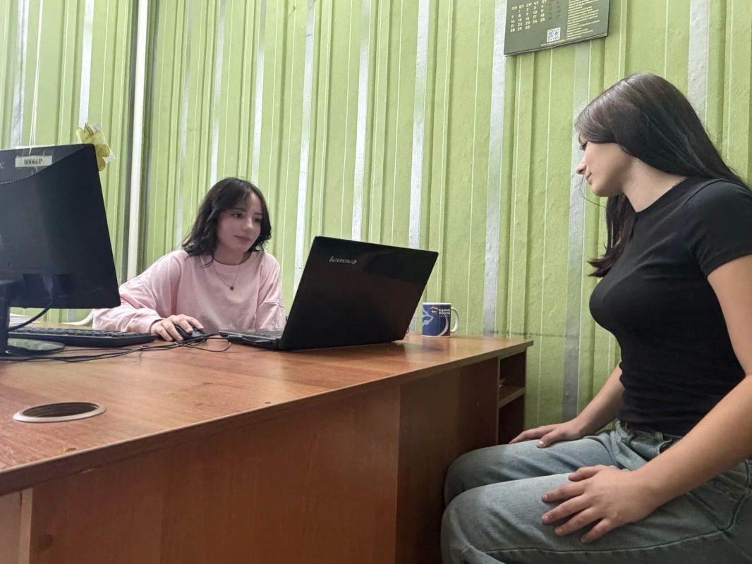 Ученики Великолепетихского муниципального округа знакомятся с муниципальной службой Ученики Великолепетихского муниципального округа знакомятся с муниципальной службой