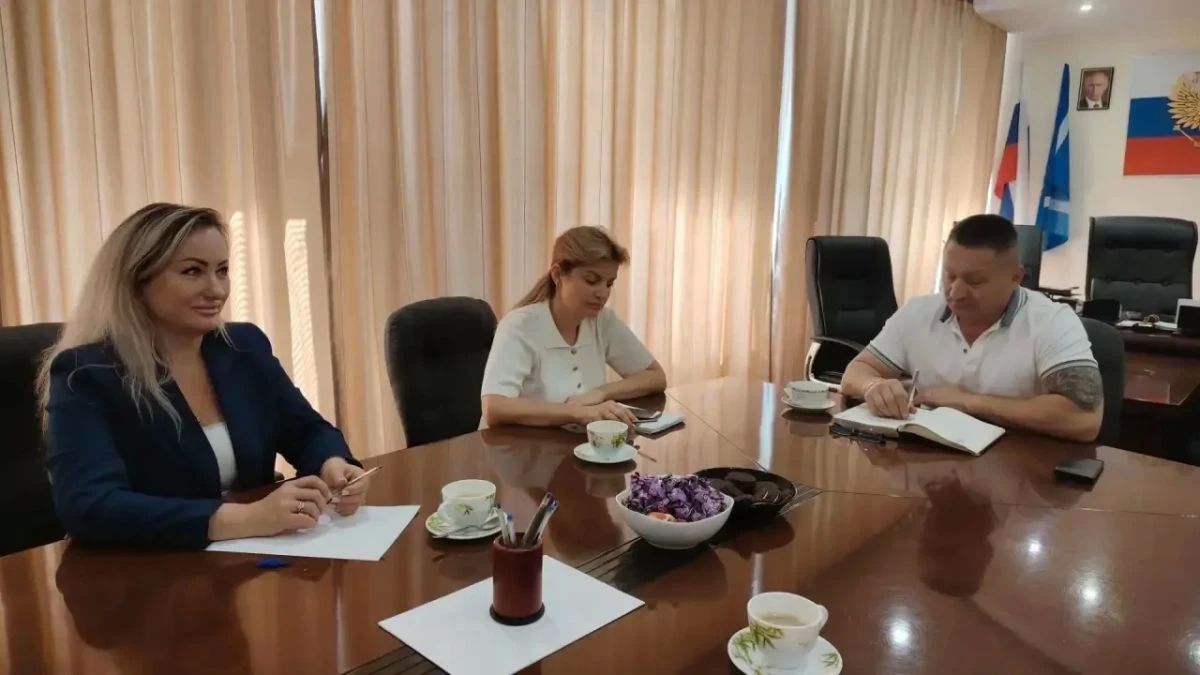 Рабочий выезд Уполномоченного по правам ребёнка в Скадовском округе Рабочий выезд Уполномоченного по правам ребёнка в Скадовском округе