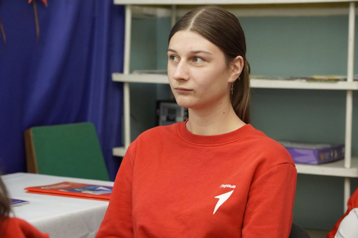 До Верхних Серогоз сегодня добрались с хорошим поводом — вместе с Первым заместителем Губернатора Херсонской области Павлом Валерьевичем Шувалкиным открыли в местной школе наши «Флагманы возможностей» До Верхних Серогоз сегодня добрались с хорошим поводом — вместе с Первым заместителем Губернатора Херсонской области Павлом Валерьевичем Шувалкиным открыли в местной школе наши «Флагманы возможностей»