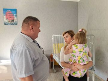 Ирина Кравченко передала реабилитационное оборудование в Алешкинский детский дом-интернат