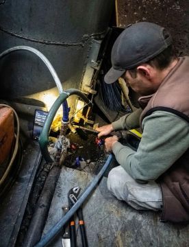 Специалисты из Адыгеи восстанавливают отопление в Новоалексеевском Доме культуры