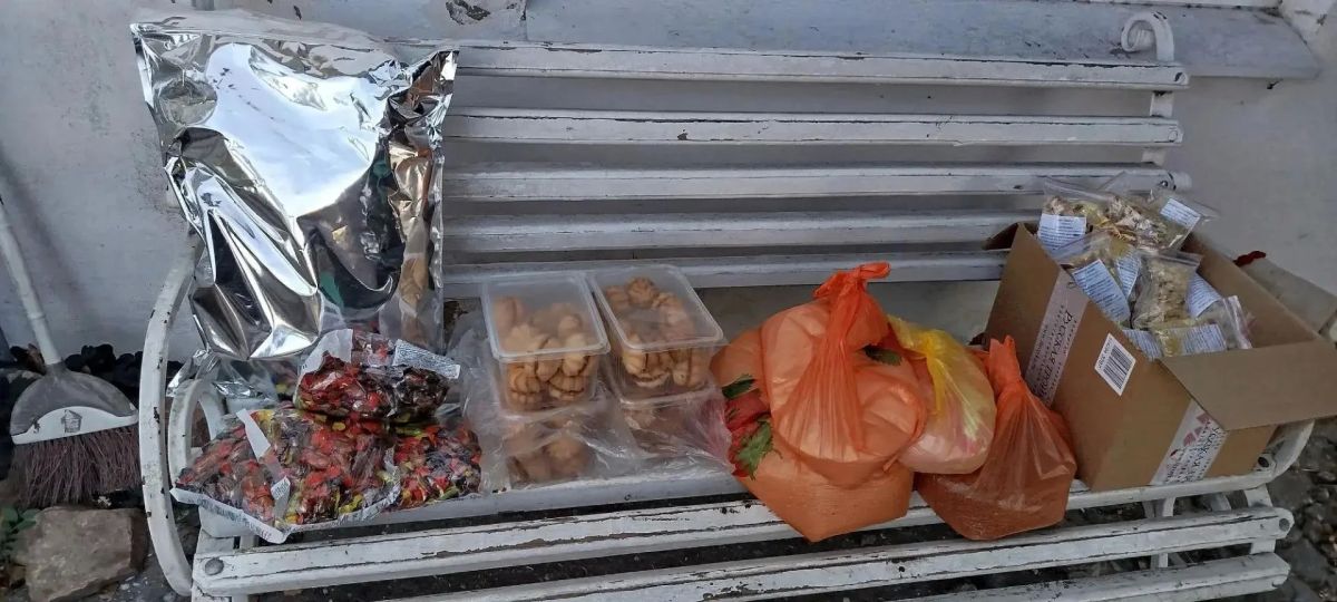 В ТУ «Лазурное» передали гуманитарную помощь от крымских волонтёров В ТУ «Лазурное» передали гуманитарную помощь от крымских волонтёров