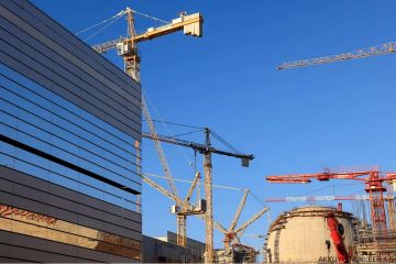 Россия и Турция договорились запустить первый реактор АЭС «Аккую» до конца года, заявил РИА Новости посол в Турции Сергей Вершинин