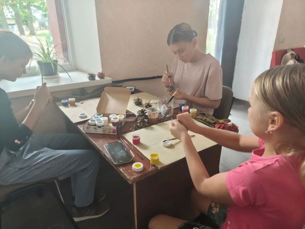 В Цукурском сельском клубе прошёл мастер-класс «Дары леса» В Цукурском сельском клубе прошёл мастер-класс «Дары леса»