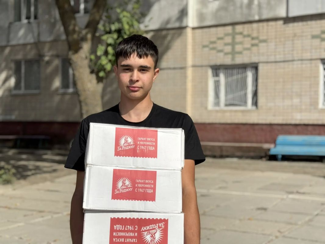 «Молодёжка Народного Фронта» поддержала студентов Генического строительного колледжа «Молодёжка Народного Фронта» поддержала студентов Генического строительного колледжа