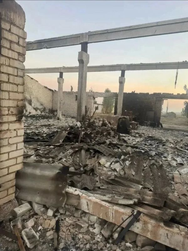 «Баба-яга» уничтожила ангар в Збурьевке