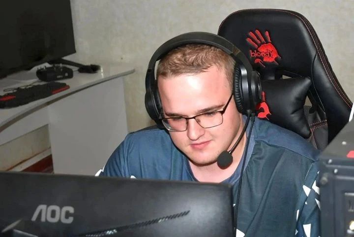 Киберспортсмены из Херсонской области поедут на финал Кубка России в Москву