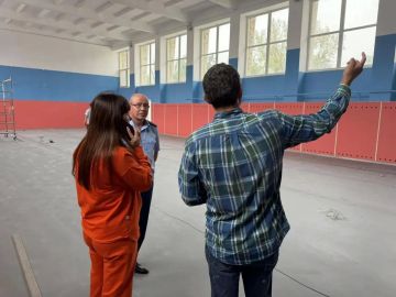 Ремонт в Каланчакской спортивной школе идет в соответствии с установленными сроками